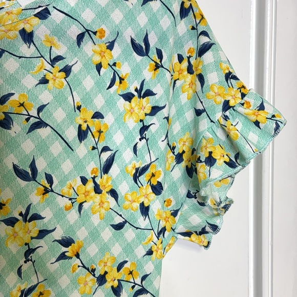Floral Ruffle Sleeve Top - Green and Yellow - Picture 3 of 7